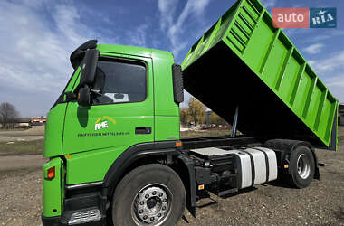 Самосвал Volvo FM 9 2010 в 
