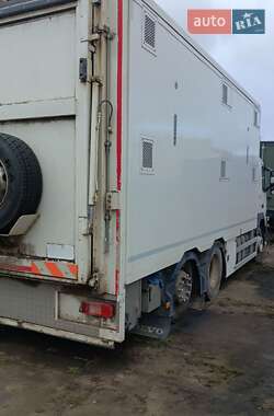 Для перевозки животных Volvo FM 9 2013 в Сумах