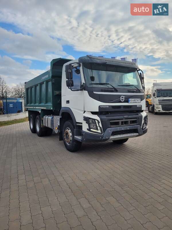 Самосвал Volvo FMX 11 2015 в Киеве
