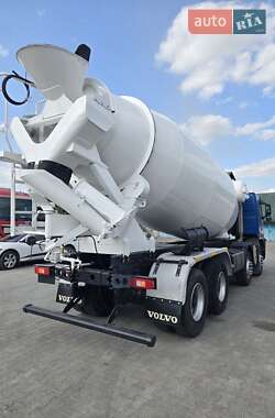 Бетономешалка (Миксер) Volvo FMX 11 2010 в 