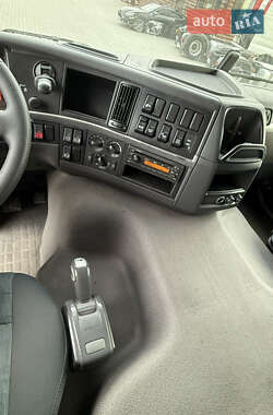 Тягач Volvo FMX 11 2012 в 