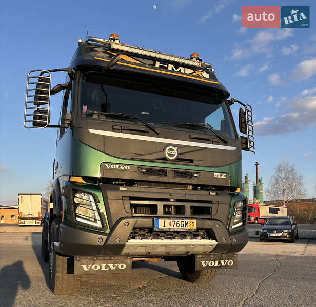 Тягач Volvo FMX 13 2017 в Хусті