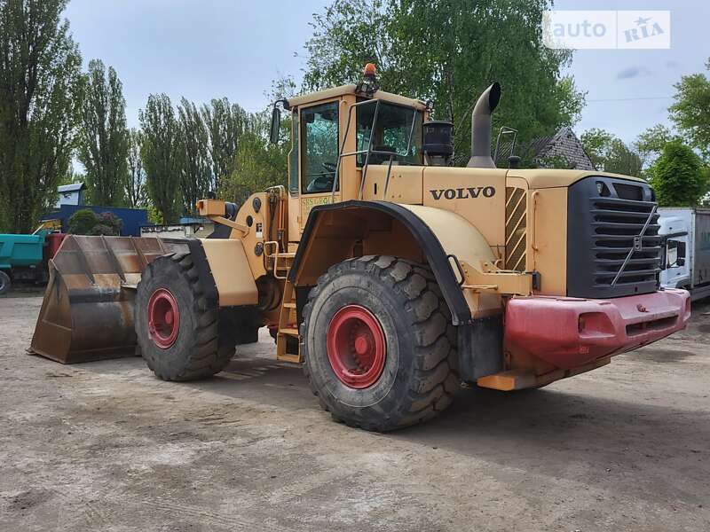 Фронтальный погрузчик Volvo L 180 2007 в Киеве