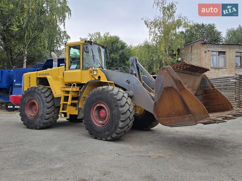 Фронтальный погрузчик Volvo L 220E 2005 в Киеве фото 12 Фронтальный погрузчик Volvo L 220E 2005 в Киеве