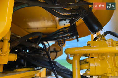 Фронтальный погрузчик Volvo L 220G 1998 в 