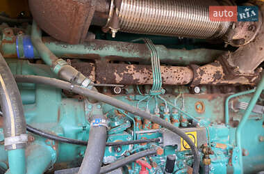 Фронтальный погрузчик Volvo L 220G 1998 в 