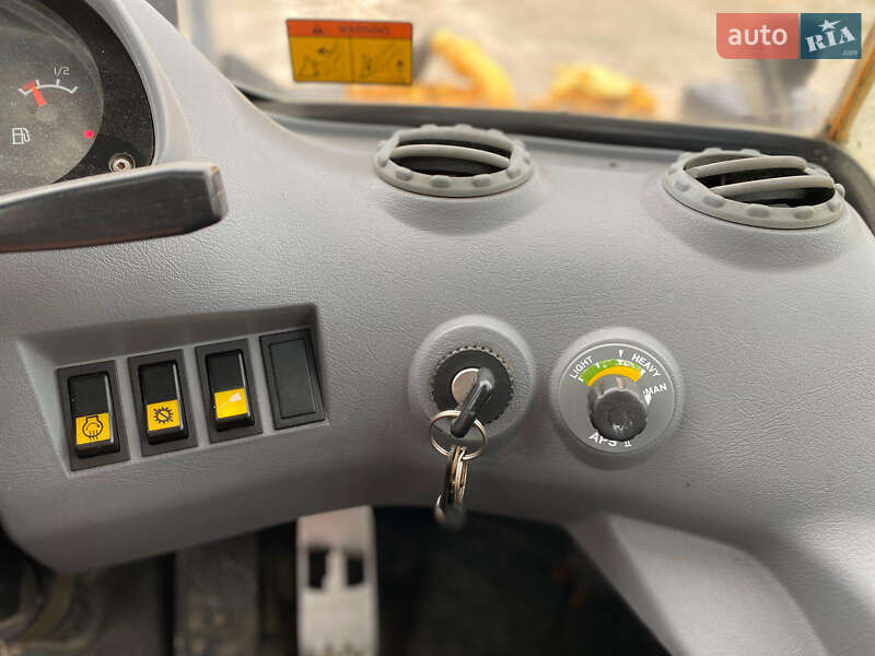 Фронтальный погрузчик Volvo L 220G 1998 в Львове фото 58 Фронтальный погрузчик Volvo L 220G 1998 в Львове