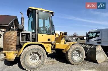 Фронтальный погрузчик Volvo L 35D 1999 в 