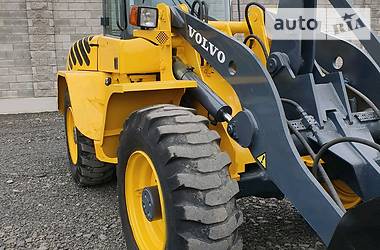 Фронтальный погрузчик Volvo L 70 2008 в Луцке