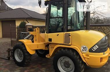 Фронтальный погрузчик Volvo L 70 2001 в 
