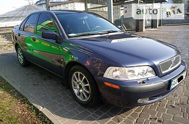 Седан Volvo S40 2000 в Киеве