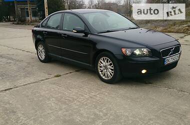 Седан Volvo S40 2004 в Вараші