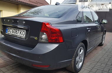 Седан Volvo S40 2012 в 