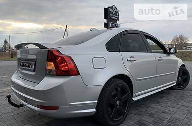 Седан Volvo S40 2009 в 