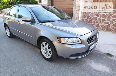 Седан Volvo S40 2007 в Житомире