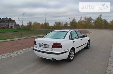 Седан Volvo S40 2001 в Киеве