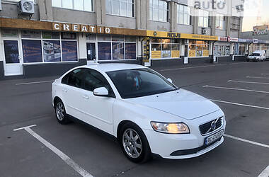 Volvo S40 2011