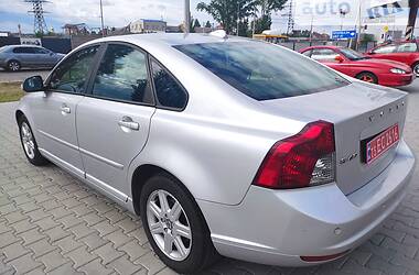 Седан Volvo S40 2009 в Києві