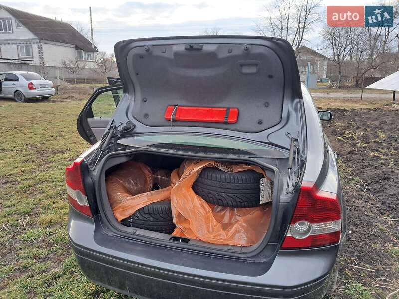 Седан Volvo S40 2005 в Каменец-Подольском фото 10 Седан Volvo S40 2005 в Каменец-Подольском