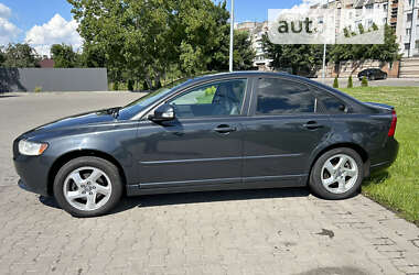 Volvo S40 2010