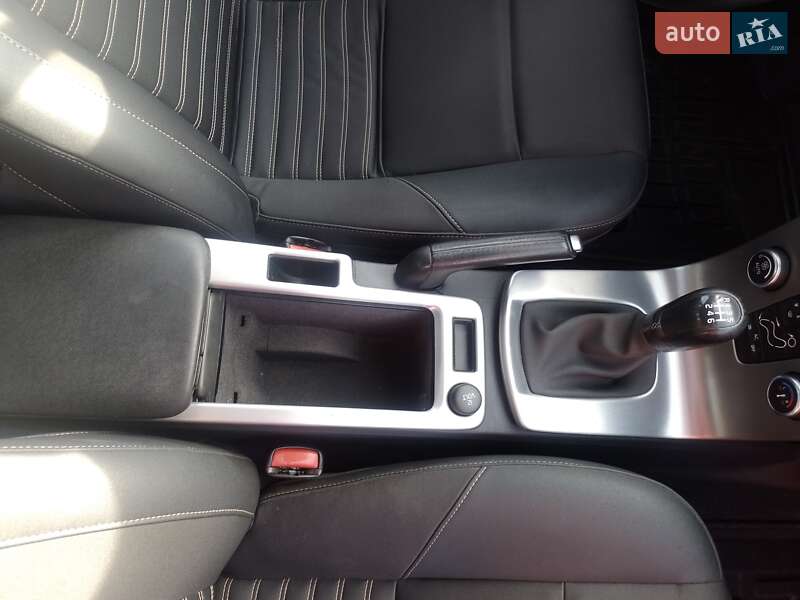 Седан Volvo S40 2008 в Львові