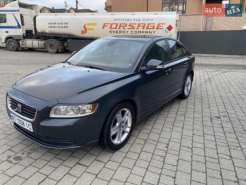 Volvo S40 2010