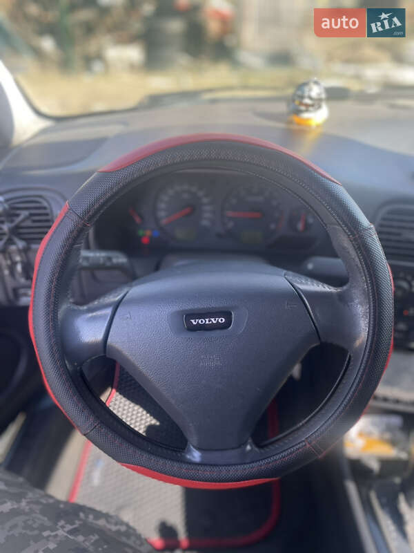 Седан Volvo S40 2003 в Ровно