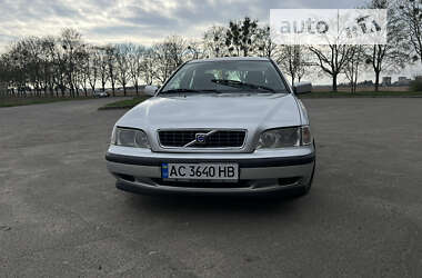 Седан Volvo S40 1999 в Владимир-Волынском