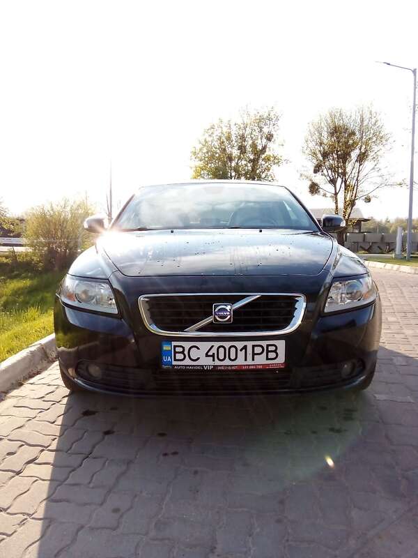 Седан Volvo S40 2007 в Львові