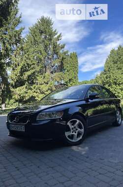 Седан Volvo S40 2011 в Ромнах