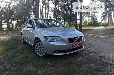 Седан Volvo S40 2008 в Дергачах