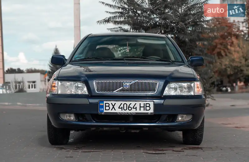 Volvo S40 2002