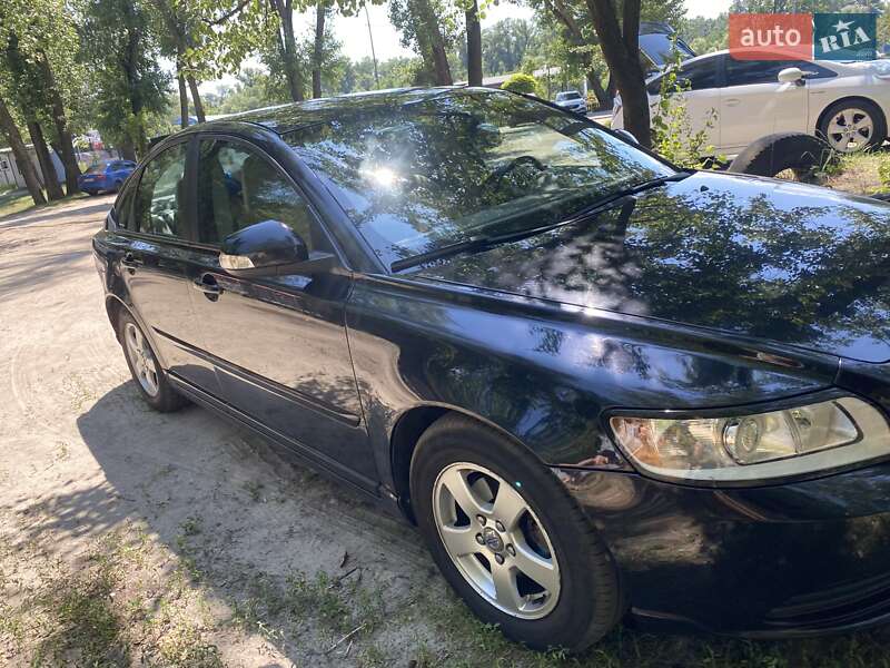 Седан Volvo S40 2009 в Киеве