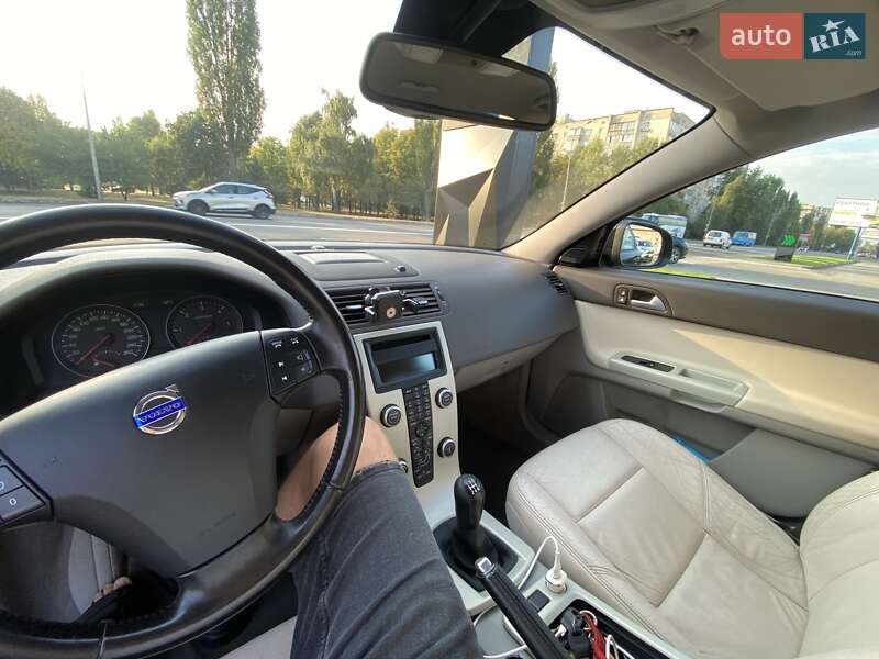 Седан Volvo S40 2009 в Киеве