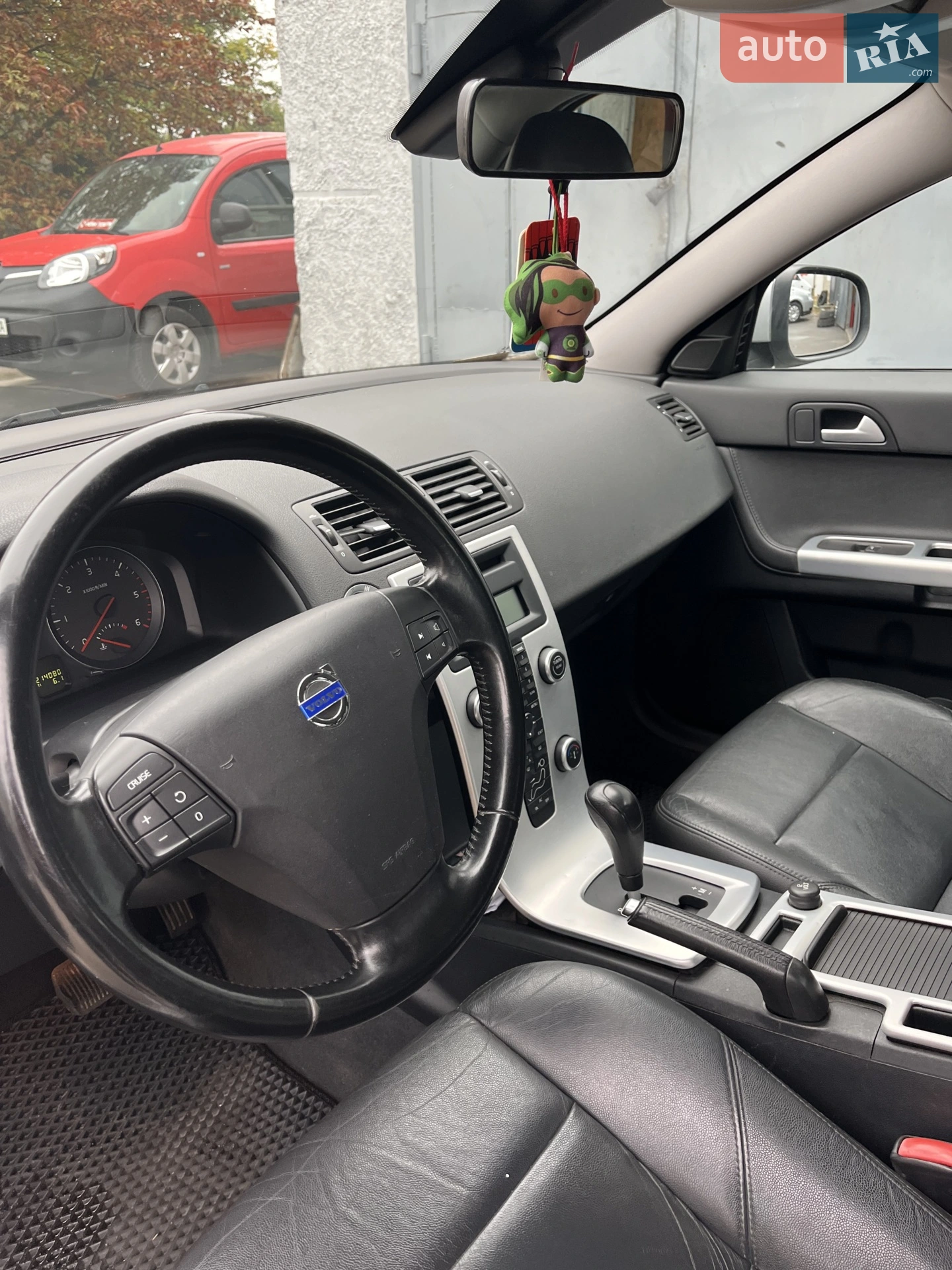 2010 Volvo S40 - мініатюра 8