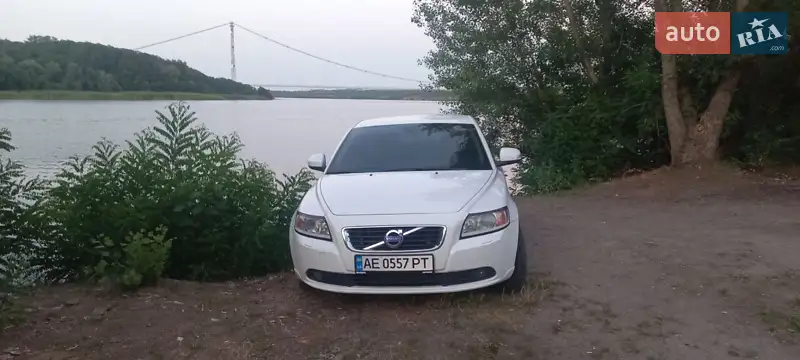 Volvo S40 2012