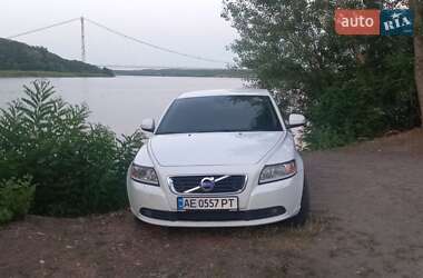Седан Volvo S40 2012 в 