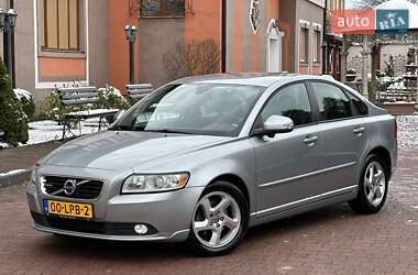 Седан Volvo S40 2011 в Стрые