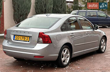 Седан Volvo S40 2011 в Стрые