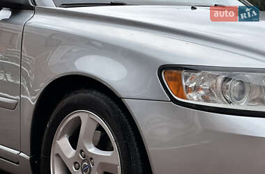 Седан Volvo S40 2011 в Стрые