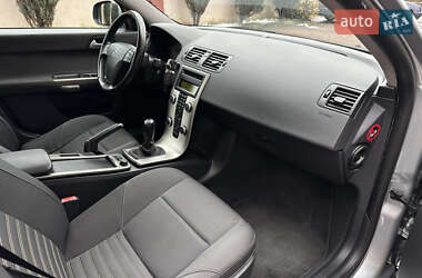 Седан Volvo S40 2011 в Стрые