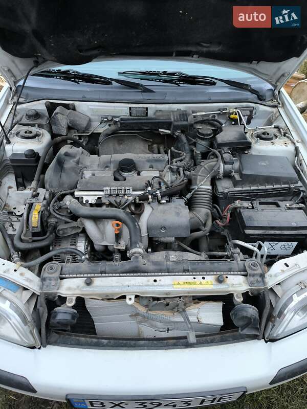 Седан Volvo S40 2002 в Хмельницком