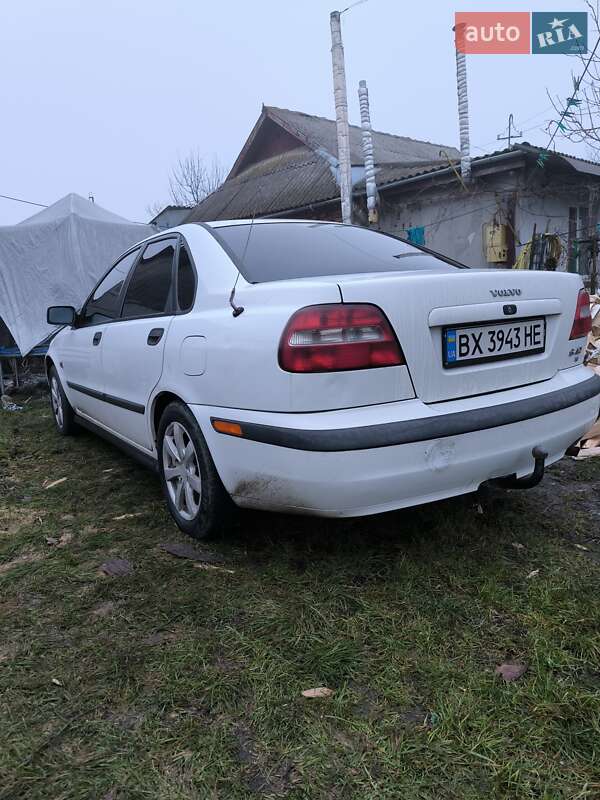 Седан Volvo S40 2002 в Хмельницком