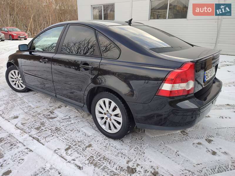 Седан Volvo S40 2004 в Тернополе