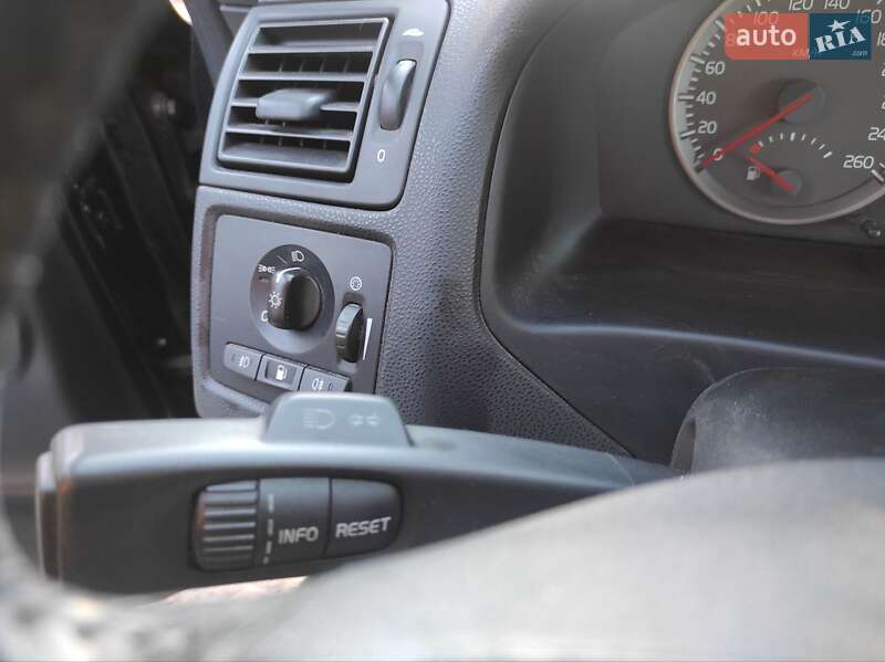 Седан Volvo S40 2004 в Лубнах