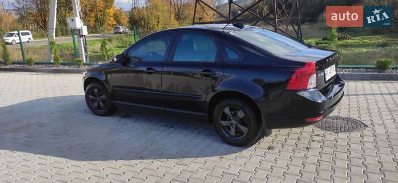 Седан Volvo S40 2009 в Старом Самборе