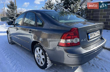 Седан Volvo S40 2004 в Киеве