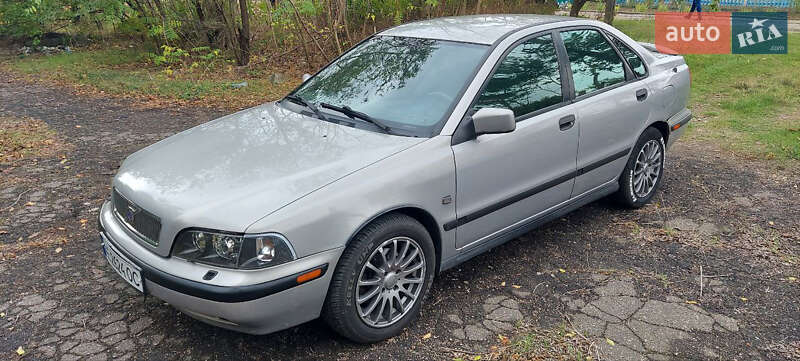 Седан Volvo S40 1997 в Марганце