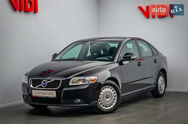 Седан Volvo S40 2010 в Києві