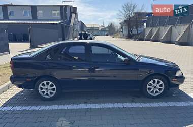 Седан Volvo S40 2000 в 